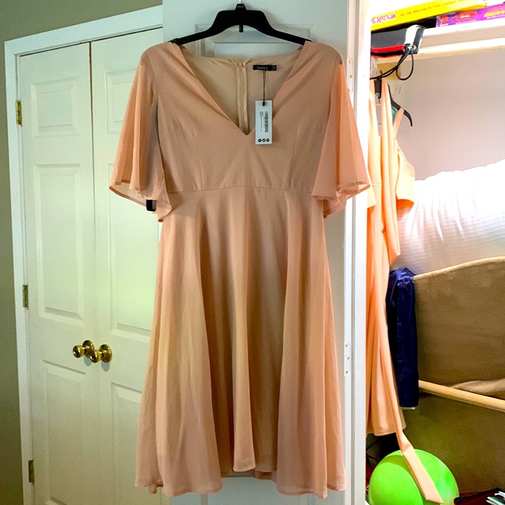 Boohoo beautiful Wedding Guest Dress. Really nice with Silver heels